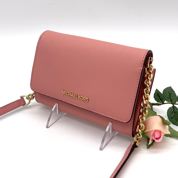 Michael Kors Multifunctional Phone XbodyBag - Picture 3 of 11